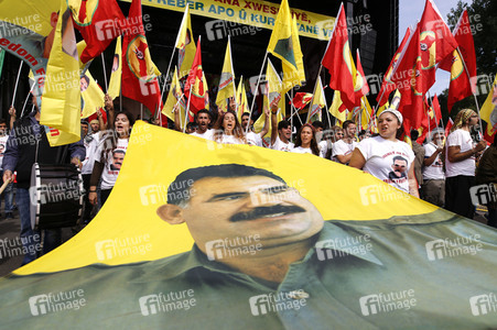 Kurden Großdemo in Köln