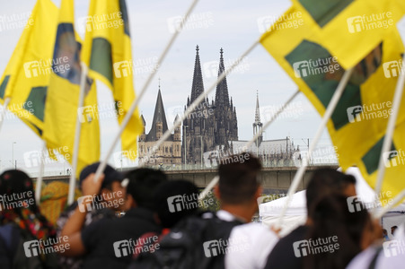 Kurden Großdemo in Köln