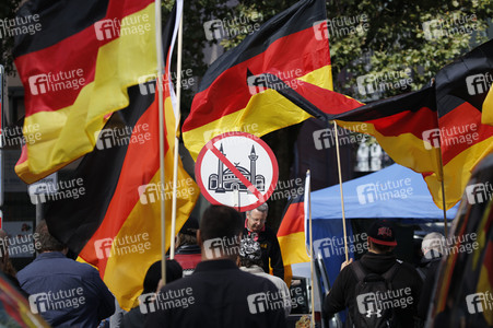 Pro NRW Kundgebung in Köln