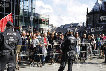Gegendemo zur Pro NRW Kundgebung in Köln