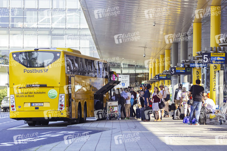 Symbolfoto Fernbus