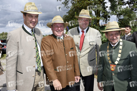 Volksfest 'Keferloher Montag' in Grasbrunn