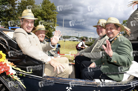 Volksfest 'Keferloher Montag' in Grasbrunn