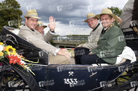 Volksfest 'Keferloher Montag' in Grasbrunn