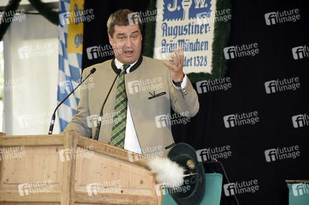 Volksfest 'Keferloher Montag' in Grasbrunn