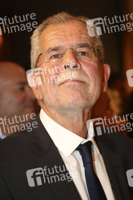 Auktion für Alexander Van der Bellen in Wien