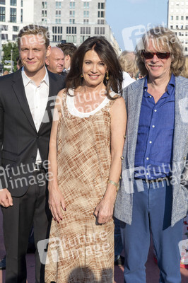 Neue Sterne auf dem Boulevard der Stars in Berlin