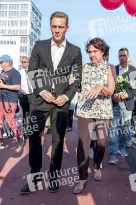 Neue Sterne auf dem Boulevard der Stars in Berlin