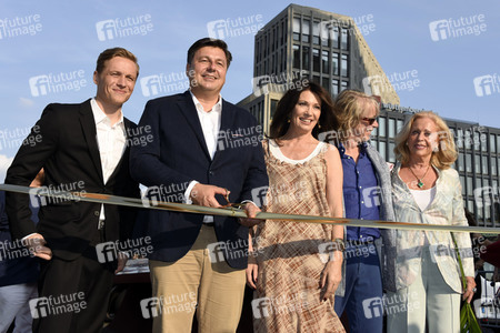 Neue Sterne auf dem Boulevard der Stars in Berlin