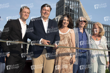 Neue Sterne auf dem Boulevard der Stars in Berlin