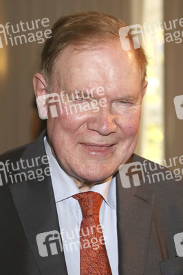 Lesung 'Helmut Schmidt. Der Weltkanzler' in Hamburg
