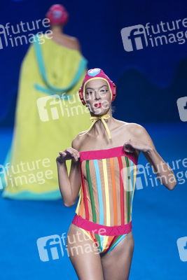 Agatha Ruiz de la Prada Fashion Show auf der Mercedes-Benz Fashion Week Madrid SS 2017