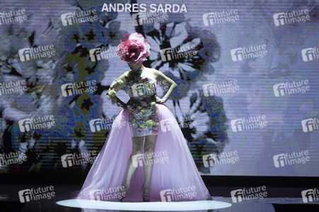 Andres Sarda Fashion Show auf der Mercedes-Benz Fashion Week Madrid SS17