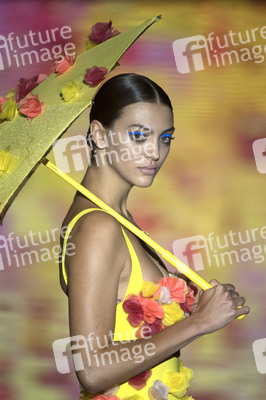 Andres Sarda Fashion Show auf der Mercedes-Benz Fashion Week Madrid SS17