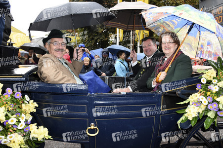 Wiesn-Einzug auf dem Oktoberfest in München