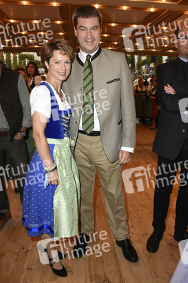 Wiesn-Einzug auf dem Oktoberfest in München