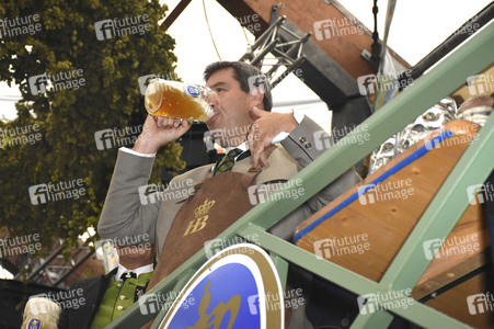 Wiesn-Einzug auf dem Oktoberfest in München