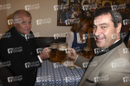Wiesn-Einzug auf dem Oktoberfest in München