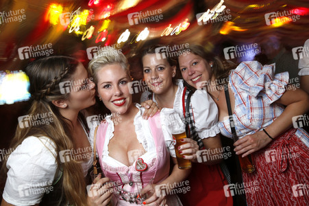 Oktoberfest 'Kölsche Wiesn' in Köln