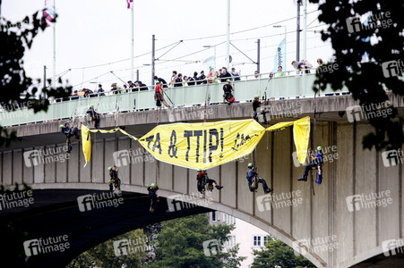 Demo gegen TTIP und Ceta in Köln