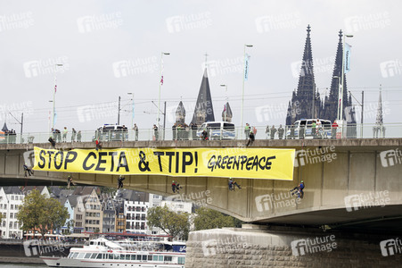 Demo gegen TTIP und Ceta in Köln