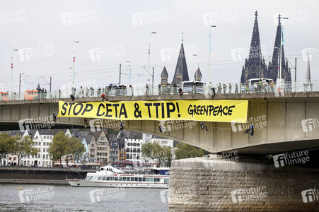 Demo gegen TTIP und Ceta in Köln