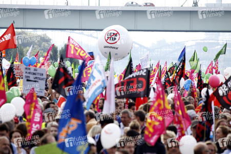 Demo gegen TTIP und Ceta in Köln