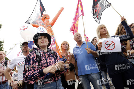 Demo gegen TTIP und Ceta in Köln