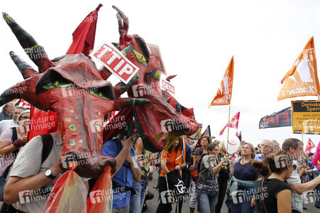 Demo gegen TTIP und Ceta in Köln