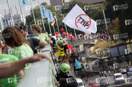 Demo gegen TTIP und Ceta in Köln