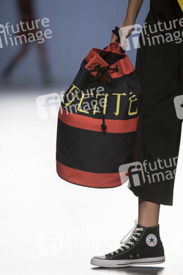 Maria Escoté Fashion Show auf der Mercedes-Benz Fashion Week Madrid SS17