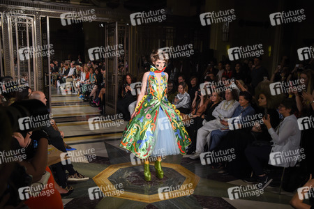 Pam Hogg Fashion Show auf der London Fashion Week SS17