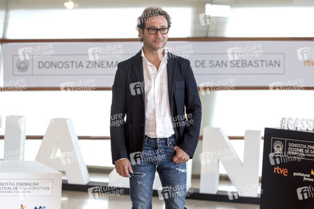 'El hombre de las mil caras' Photocall, San Sebastian Film Festival 2016