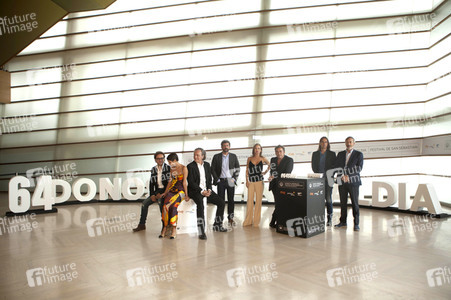 'El hombre de las mil caras' Photocall, San Sebastian Film Festival 2016