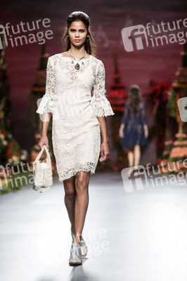 Francis Montesinos Fashion Show auf der Mercedes-Benz Fashion Week Madrid SS17