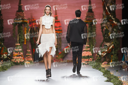 Francis Montesinos Fashion Show auf der Mercedes-Benz Fashion Week Madrid SS17