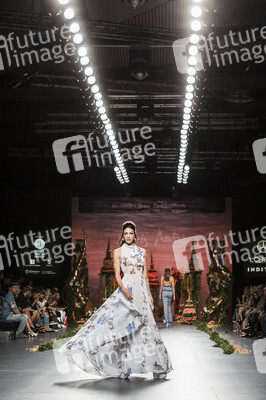 Francis Montesinos Fashion Show auf der Mercedes-Benz Fashion Week Madrid SS17