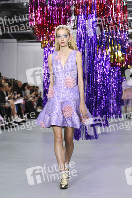Ryan Lo Fashion Show auf der London Fashion Week SS17