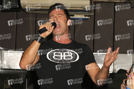 'Feel the 90s' Party in Hamburg