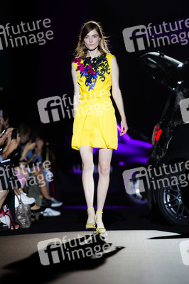 Alvarno Fashion Show auf der Mercedes-Benz Fashion Week Madrid SS17