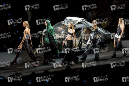Maria ke Fisherman Fashion Show auf der Mercedes-Benz Fashion Week Madrid SS17