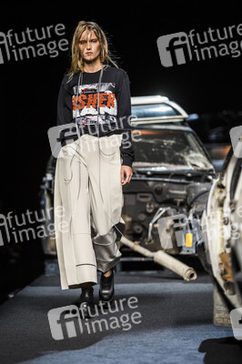 Maria ke Fisherman Fashion Show auf der Mercedes-Benz Fashion Week Madrid SS17
