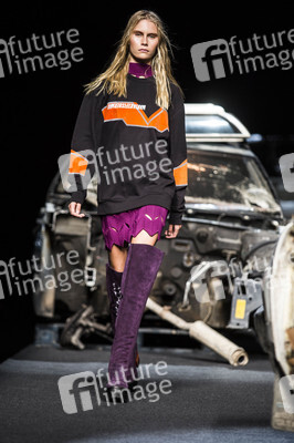 Maria ke Fisherman Fashion Show auf der Mercedes-Benz Fashion Week Madrid SS17