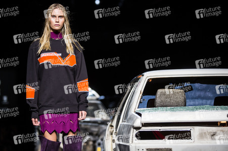 Maria ke Fisherman Fashion Show auf der Mercedes-Benz Fashion Week Madrid SS17