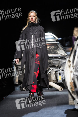 Maria ke Fisherman Fashion Show auf der Mercedes-Benz Fashion Week Madrid SS17