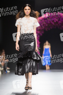 Juana Martin Fashion Show auf der Mercedes-Benz Fashion Week Madrid SS17