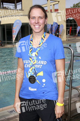 Charity-Event 'Deutschland schwimmt' in Hamburg