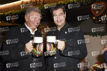 Bild-Wiesn im Marstall auf dem Oktoberfest 2016 in München