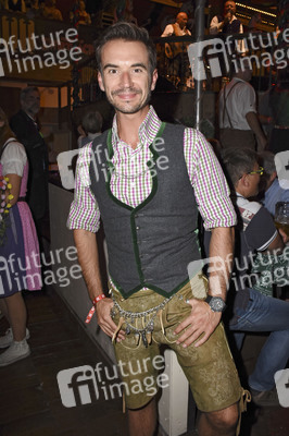 Bild-Wiesn im Marstall auf dem Oktoberfest 2016 in München