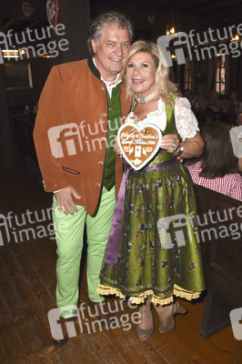 'Frohes Herz' Charity Lunch in München